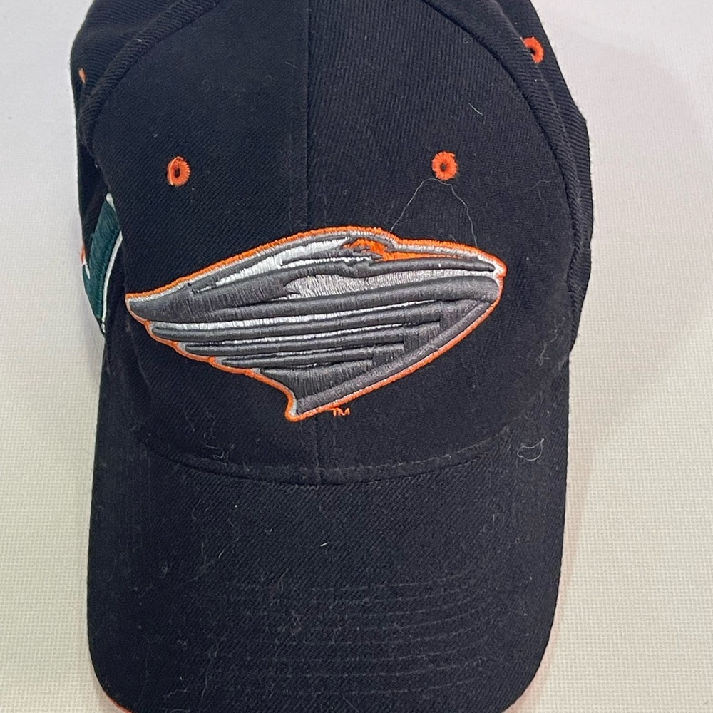 VTG NCAA Miami Hurricanes LOGO Fitted 7 1/8 Hat Zephyr Wool Blend The U CANES